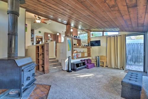 Historic Old Town Longmont Hideaway With Fire Pit!