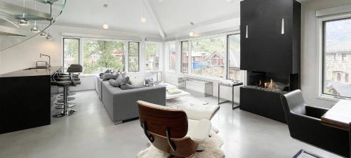 Downtown Penthouse By Exceptional Stays