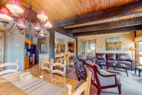 Hotel Lodge At Steamboat C201