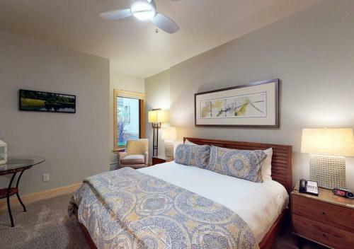 Apartamento Lion Square Lodge Condos By To