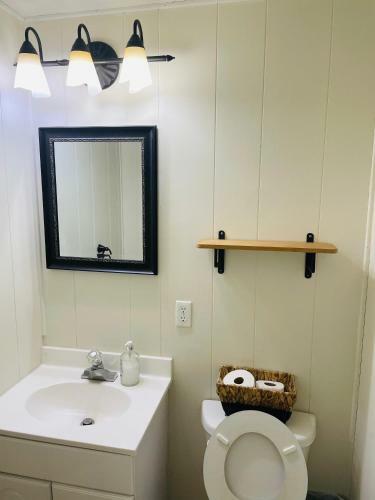 Pet Friendly 3 Bedroom Single Family House