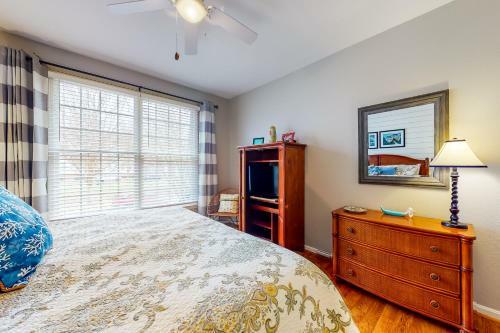 Bear Trap- 20 Village Green Dr