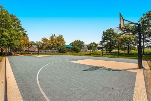 Bear Trap- 20 Village Green Dr