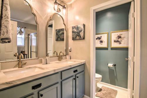 Chic Ocean View Home About 5 Mi To Bethany Beach!
