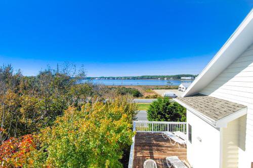 Seabreak -- 31668 North Seaview