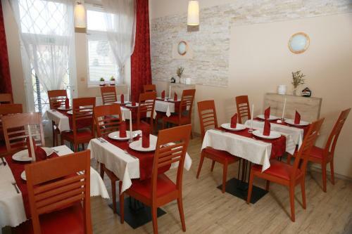 Hostal Wellness Penzion Krom??�? - Zlobice