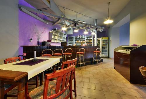 Hostal Wellness Penzion Krom??�? - Zlobice