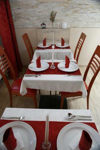 Hostal Wellness Penzion Krom??�? - Zlobice