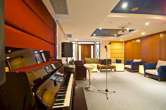 Hotel Lasalle Suites & Spa