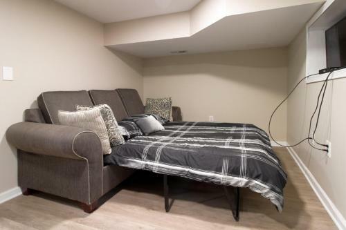 The Gray House By Gallaudet 4 Br