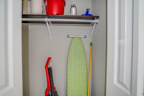 Sobeny Apartments At Shaw Station 30 Day Stays