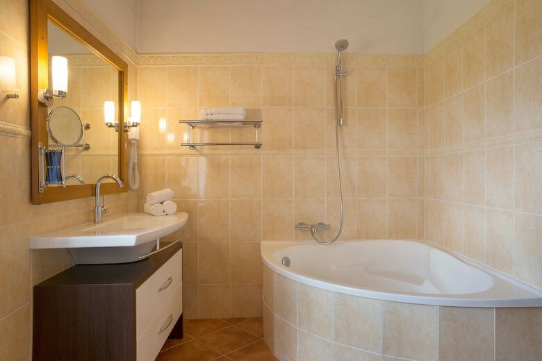 Hotel Relais Du Silence Domaine Saint Roch