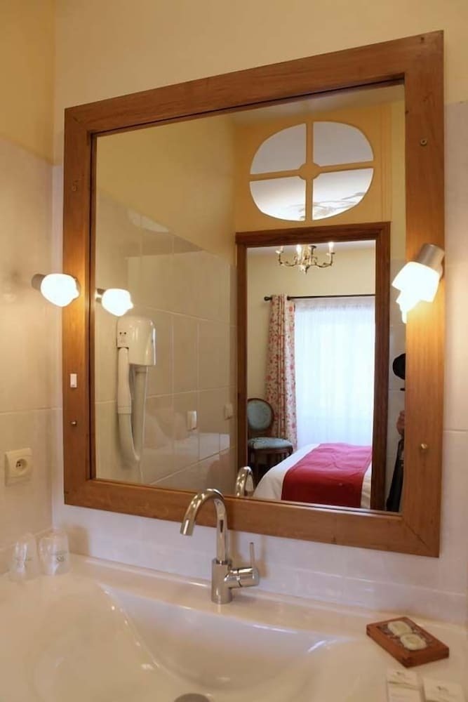 Hotel Relais Du Silence Domaine Saint Roch