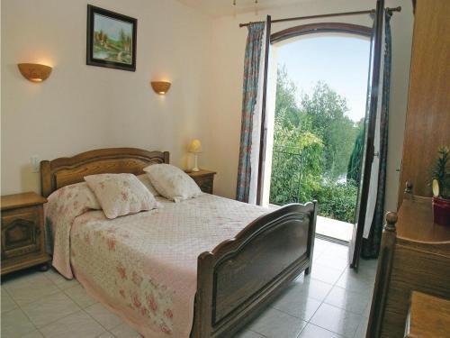Holiday Home Le Champ St. Pere Le Bois Merlet