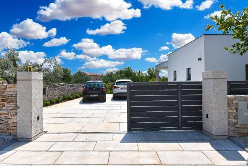House Bijazici 2117