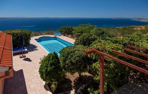 Holiday Home In Podstrana 7300