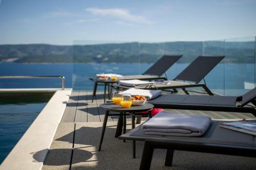 Villa Dispet With Heated Pool, Jacuzzi, Sauna And Cinema