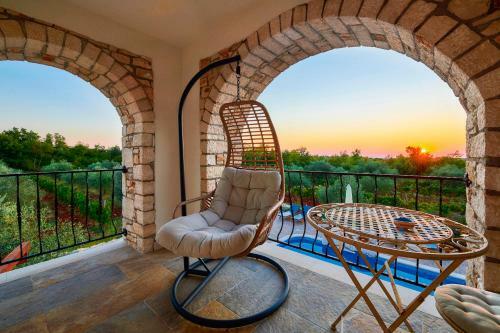 Villa Relax House Surrounded By Olives And Vineyard