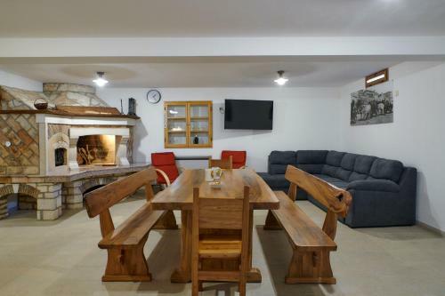 Villa Relax House Surrounded By Olives And Vineyard