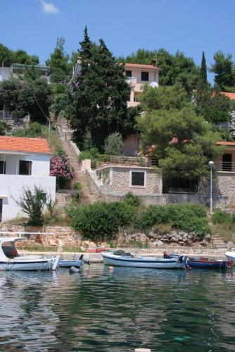 Apartments By The Sea Basina, Hvar - 4620