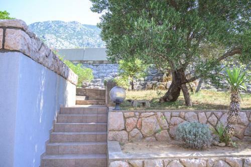 Holiday House Alma