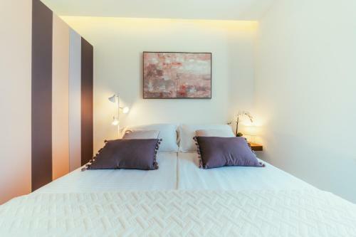 Unique Luxury Designers Apartment Right Next To The Beach