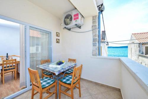 Seaside Holiday House Bibinje, Zadar - 13157