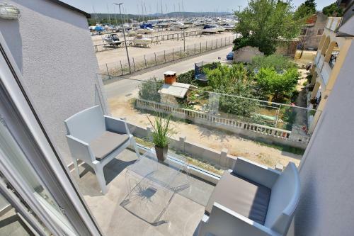 Apartments Villa Navi
