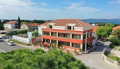 Hostal Residence Antiqua Rooms