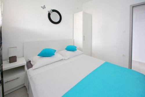 Apartments With A Parking Space Bibinje, Zadar - 14436