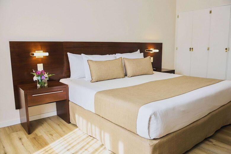 Hotel Dazzler Tower San Martin
