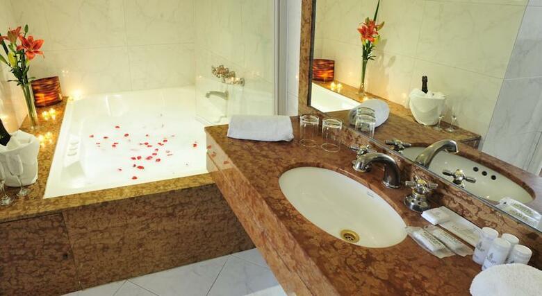 Hotel Dazzler Tower San Martin