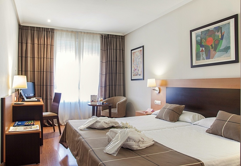 Hotel Infantas De Le�n