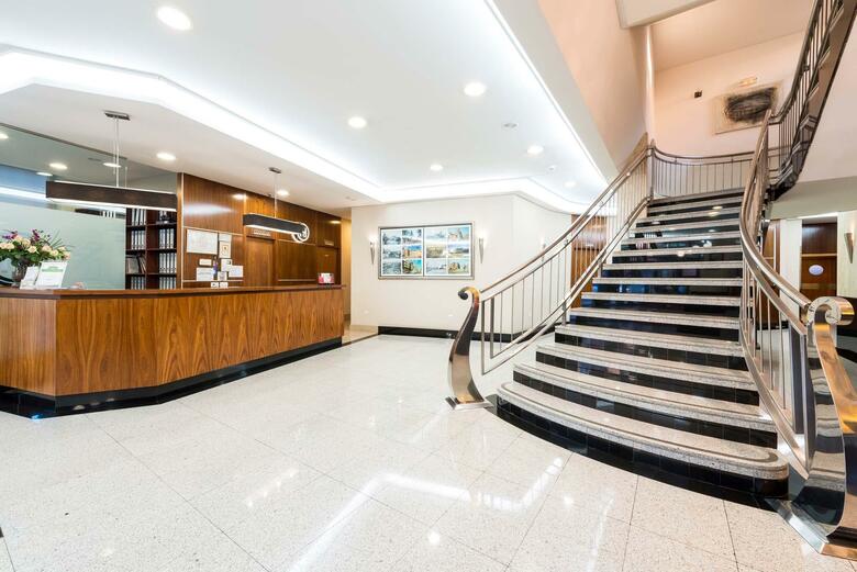 Hotel Infantas De Le�n