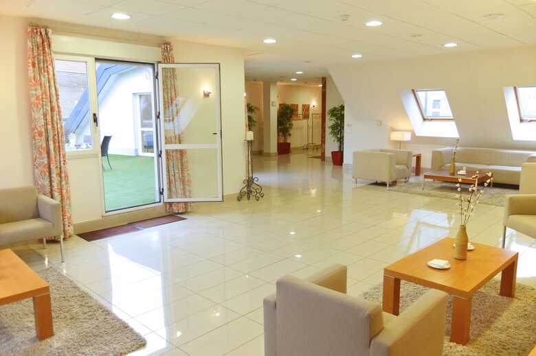 Hotel Infantas De Le�n
