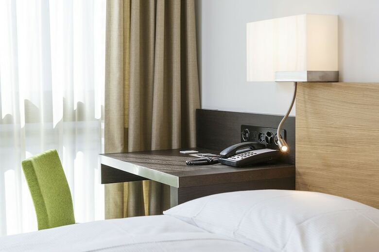 Hotel Z�ri By Fassbind