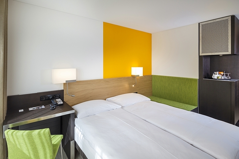 Hotel Z�ri By Fassbind