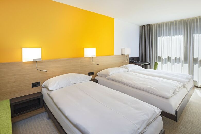 Hotel Z�ri By Fassbind