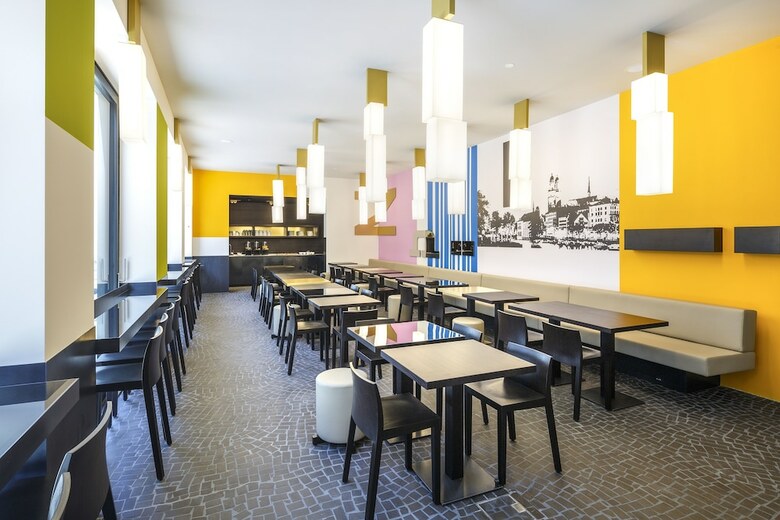 Hotel Z�ri By Fassbind