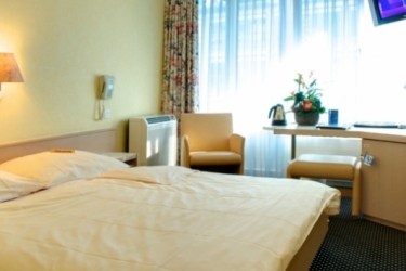 Hotel Z�ri By Fassbind