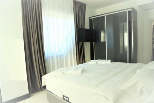 Enjoy Life Apartments