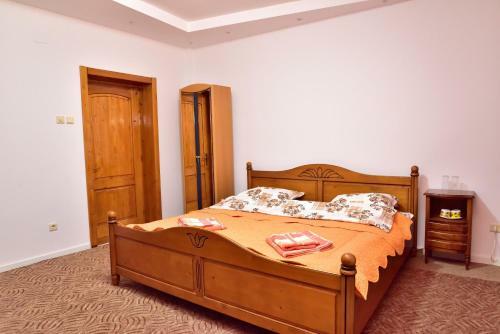 Hostal Pensiunea La Safari