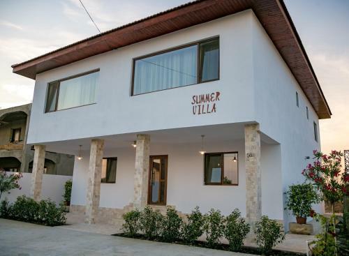 Hostal Summer Villa