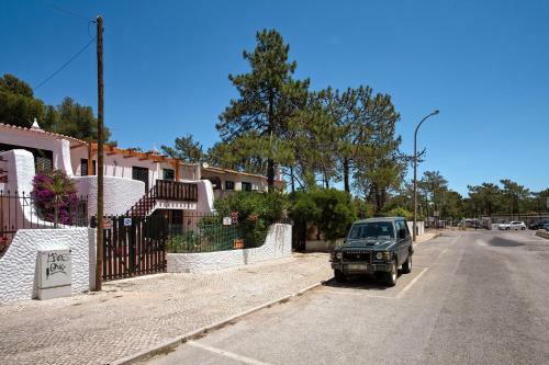 Buganvilla Moradia Tradicional