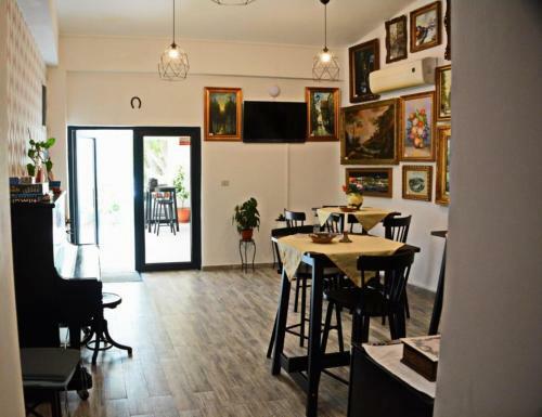 Neferprod Apartments - Is - Cam 02