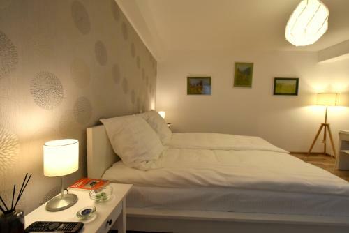 Neferprod Apartments - Is - Cam 06