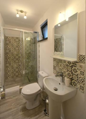 Neferprod Apartments - Is - Cam 06