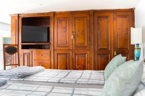 5 Comfortable Apartment Near Old Town Center