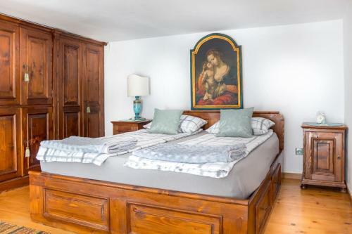 5 Comfortable Apartment Near Old Town Center