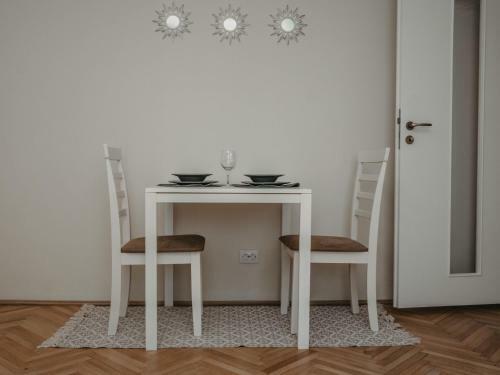 Business And Travel Central Apartment